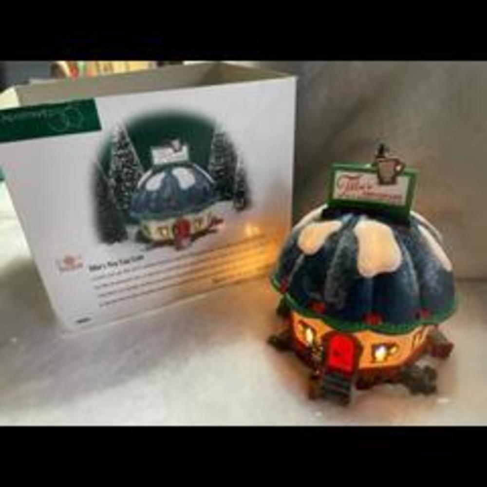 North Pole Department 56 Tilly's Tiny Cup Cafe
